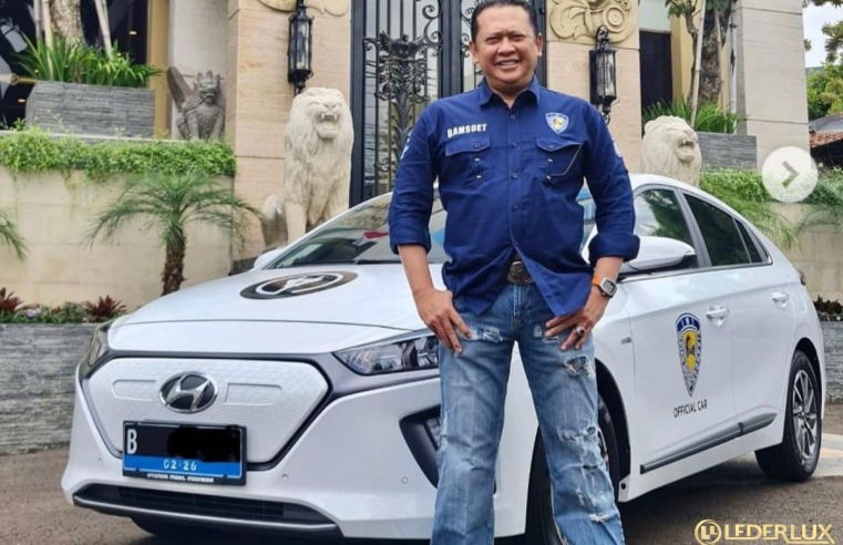 Dukung Program Pemerintah, Ketua IMI Bambang Soesatyo Jadikan Mobil Listrik Sebagai Kendaraan Operasional